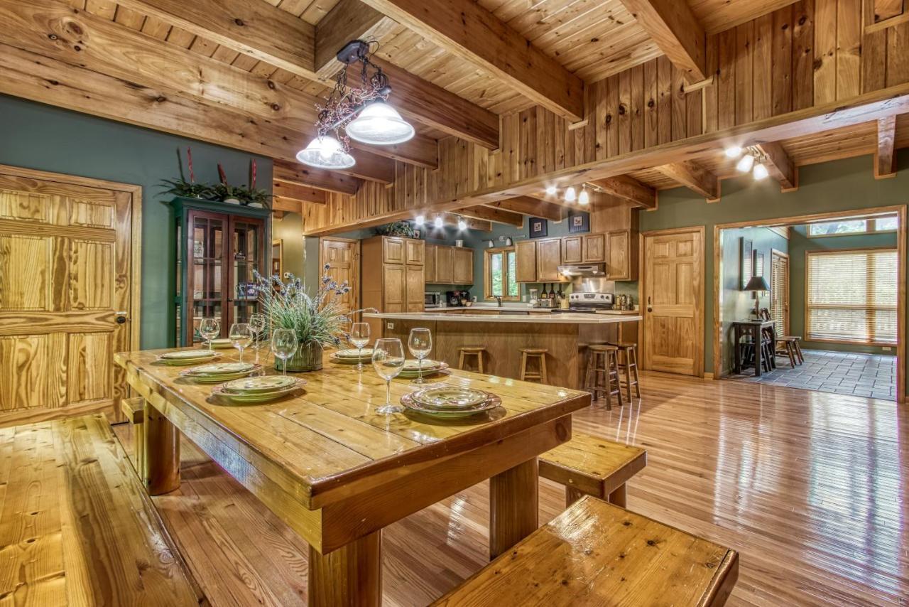 Mountain Lake Lodge, Hot Tub, Theater Room, 1089 Free Tickets Each Paid Day, Dollywood And More Sevierville Buitenkant foto