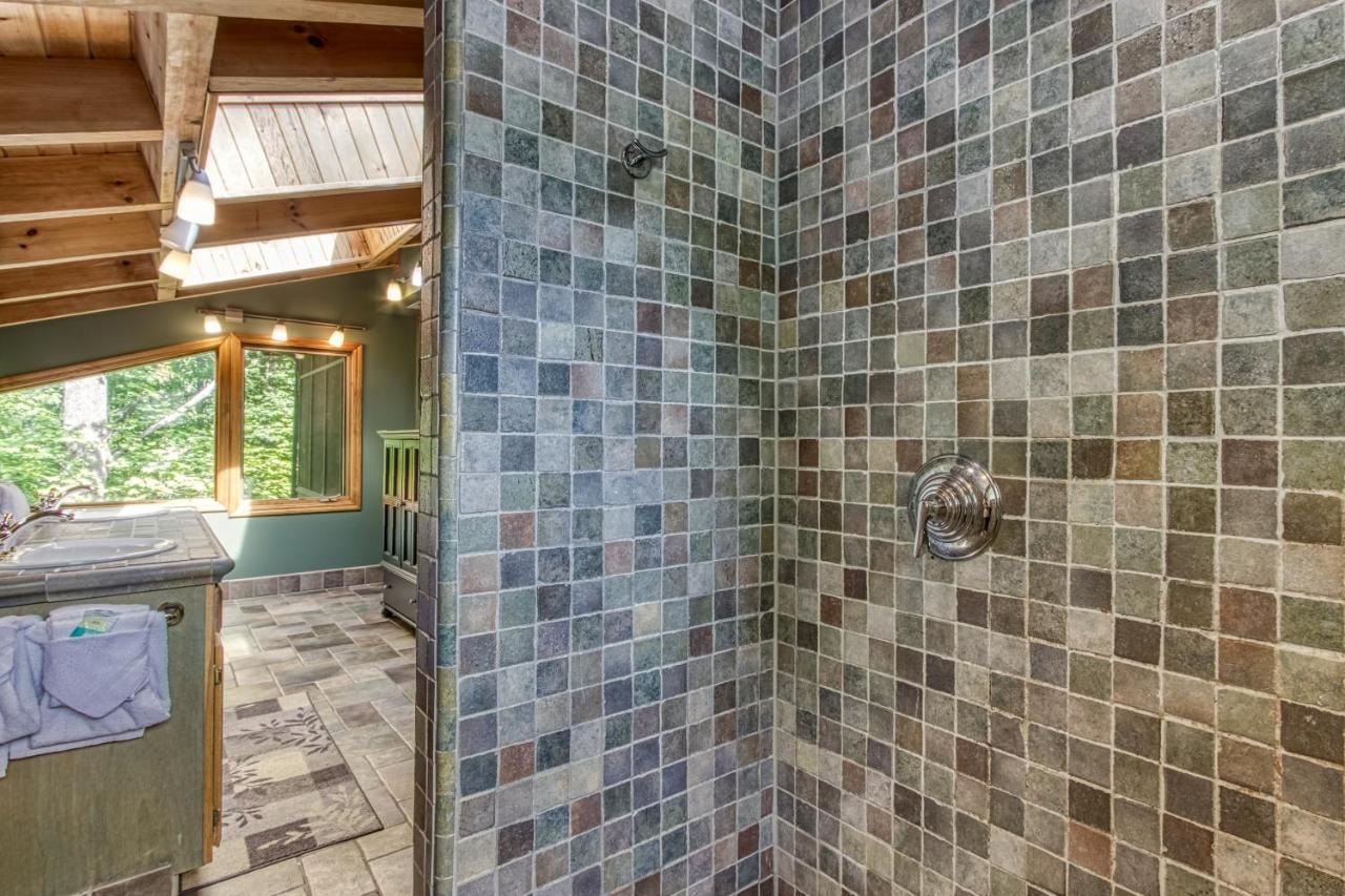 Mountain Lake Lodge, Hot Tub, Theater Room, 1089 Free Tickets Each Paid Day, Dollywood And More Sevierville Buitenkant foto