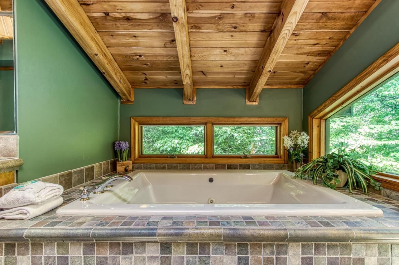 Mountain Lake Lodge, Hot Tub, Theater Room, 1089 Free Tickets Each Paid Day, Dollywood And More Sevierville Buitenkant foto